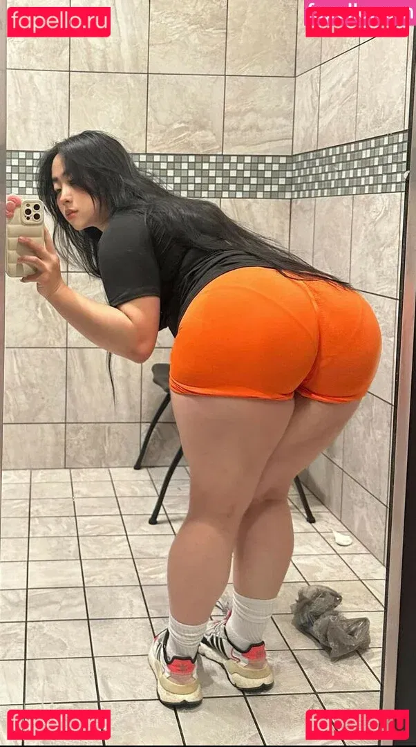 Le3nabae Onlyfans Photo Gallery 