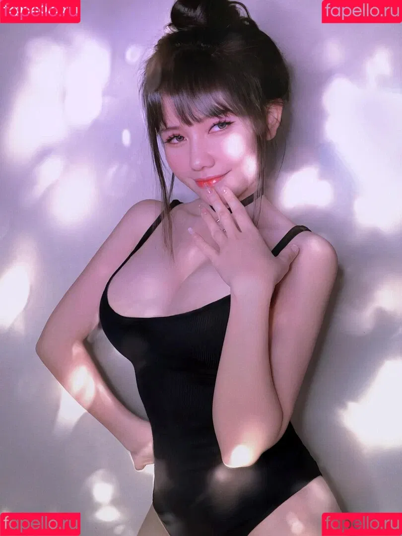 Arisa Nguyễn Onlyfans Photo Gallery 