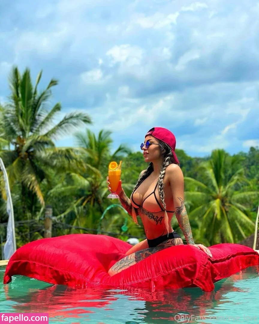 eve_love Onlyfans Photo Gallery 