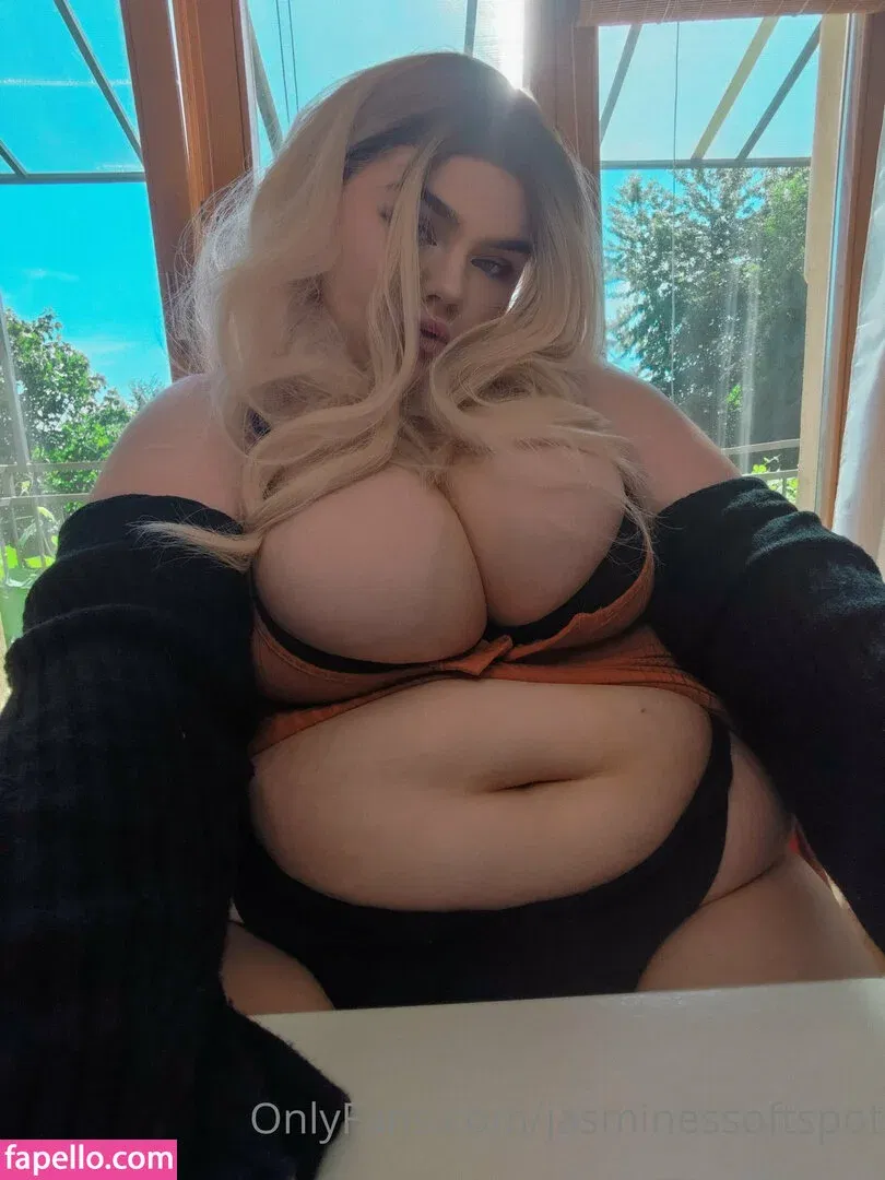 jasminessoftspot Onlyfans Photo Gallery 