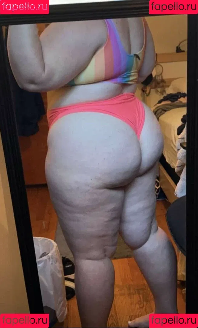 damned_female Onlyfans Photo Gallery 