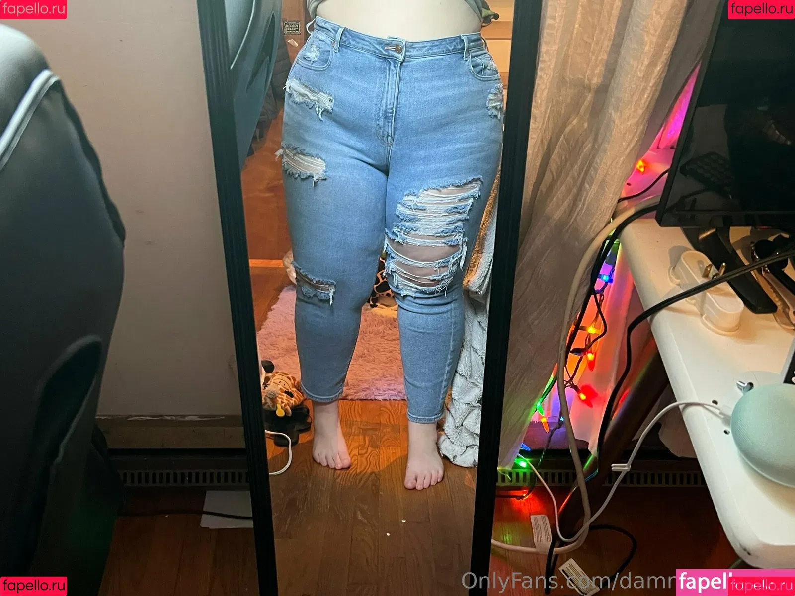 damned_female Onlyfans Photo Gallery 