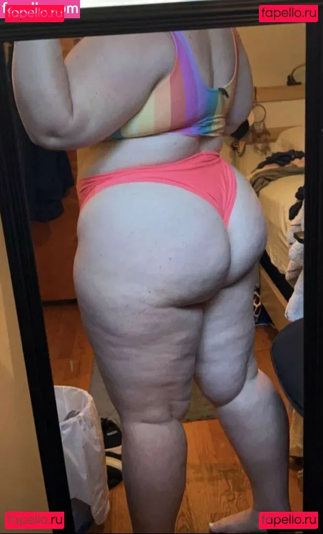 damned_female Onlyfans Photo Gallery 