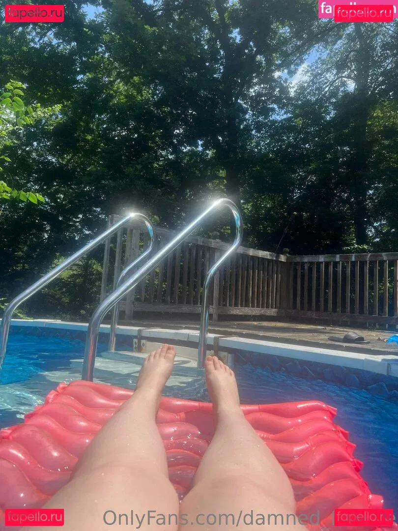 damned_female Onlyfans Photo Gallery 