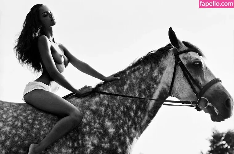 Klaudia El Dursi Onlyfans Photo Gallery 