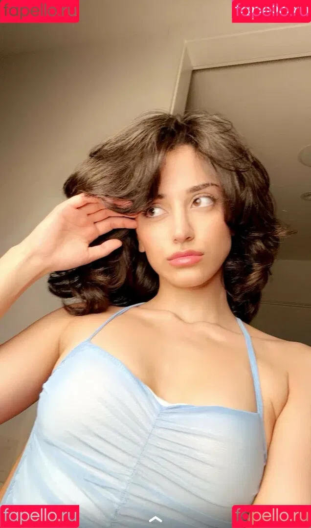 Melody Oz Onlyfans Photo Gallery 