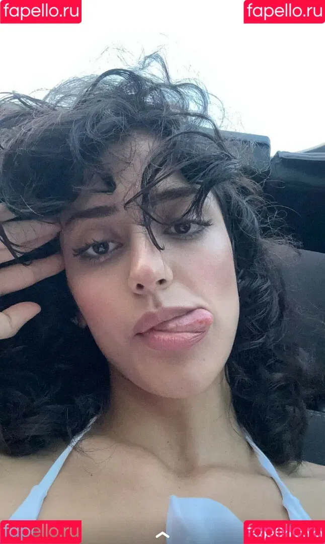 Melody Oz Onlyfans Photo Gallery 