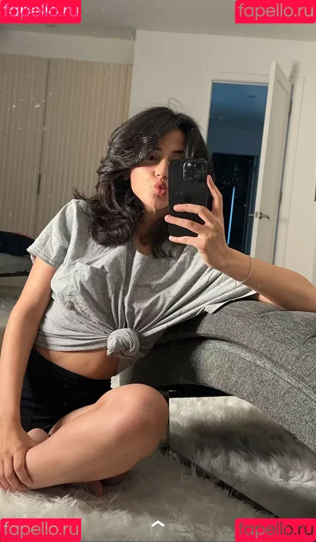 Melody Oz Onlyfans Photo Gallery 