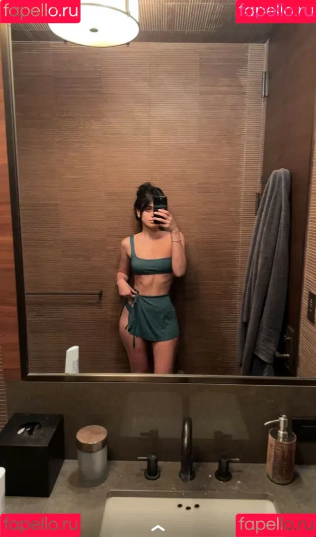 Melody Oz Onlyfans Photo Gallery 