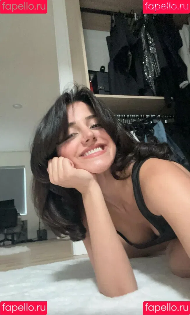Melody Oz Onlyfans Photo Gallery 