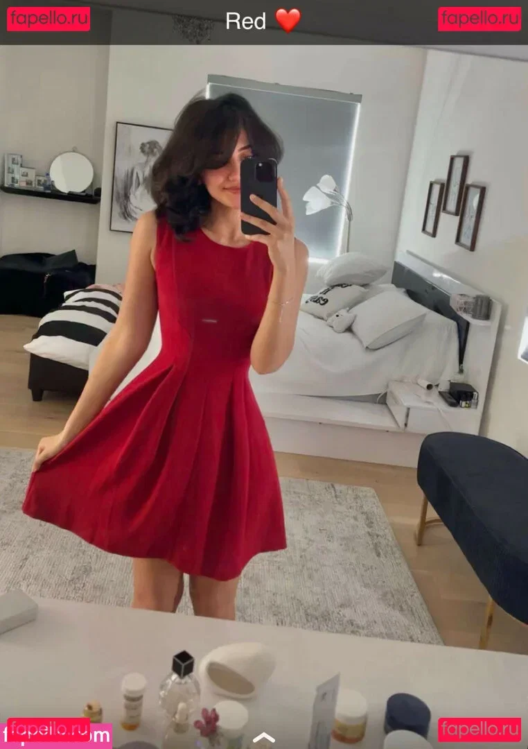 Melody Oz Onlyfans Photo Gallery 