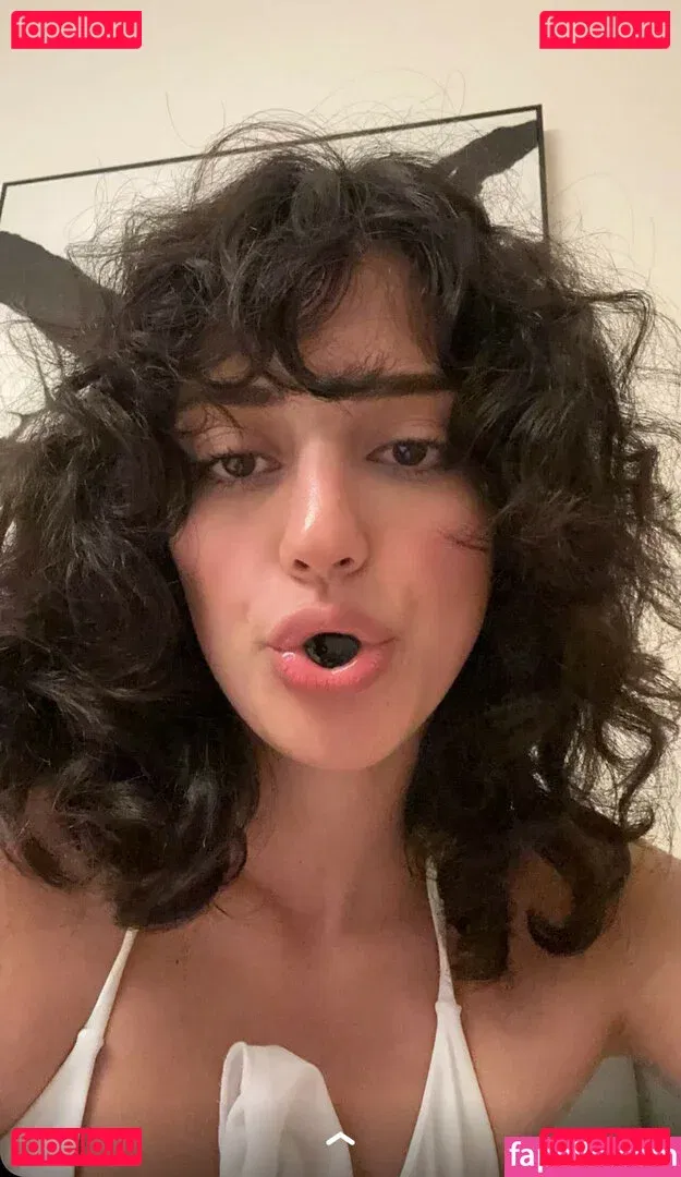 Melody Oz Onlyfans Photo Gallery 