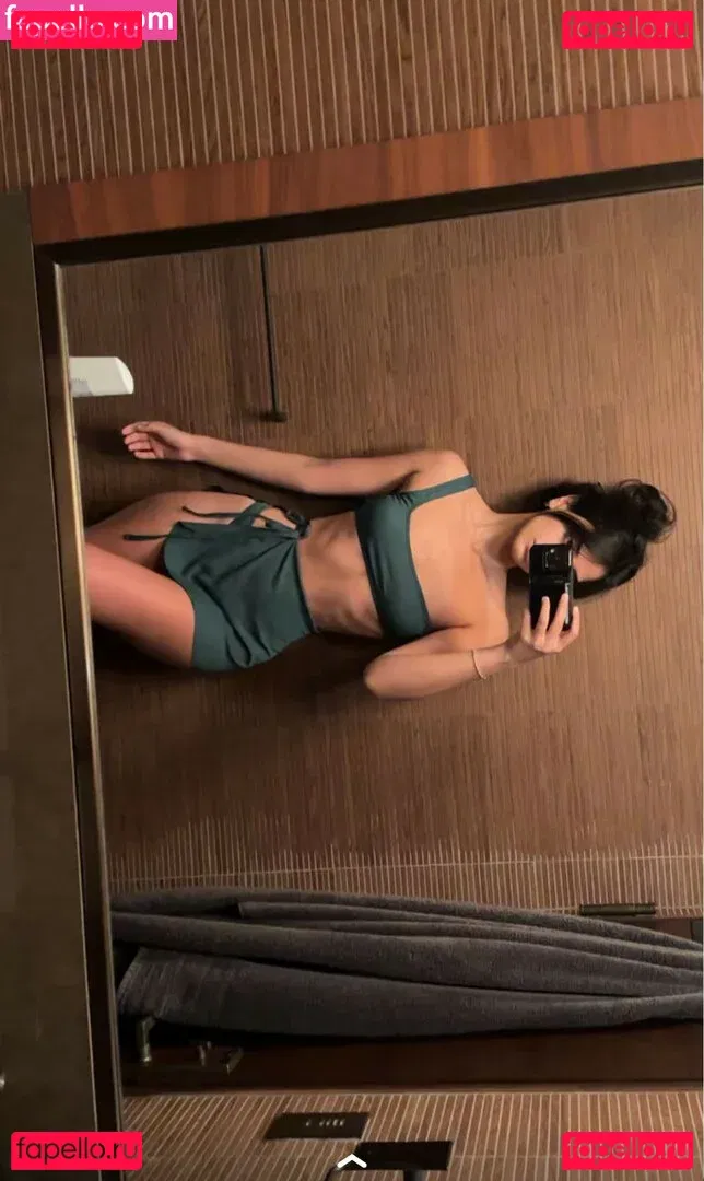 Melody Oz Onlyfans Photo Gallery 