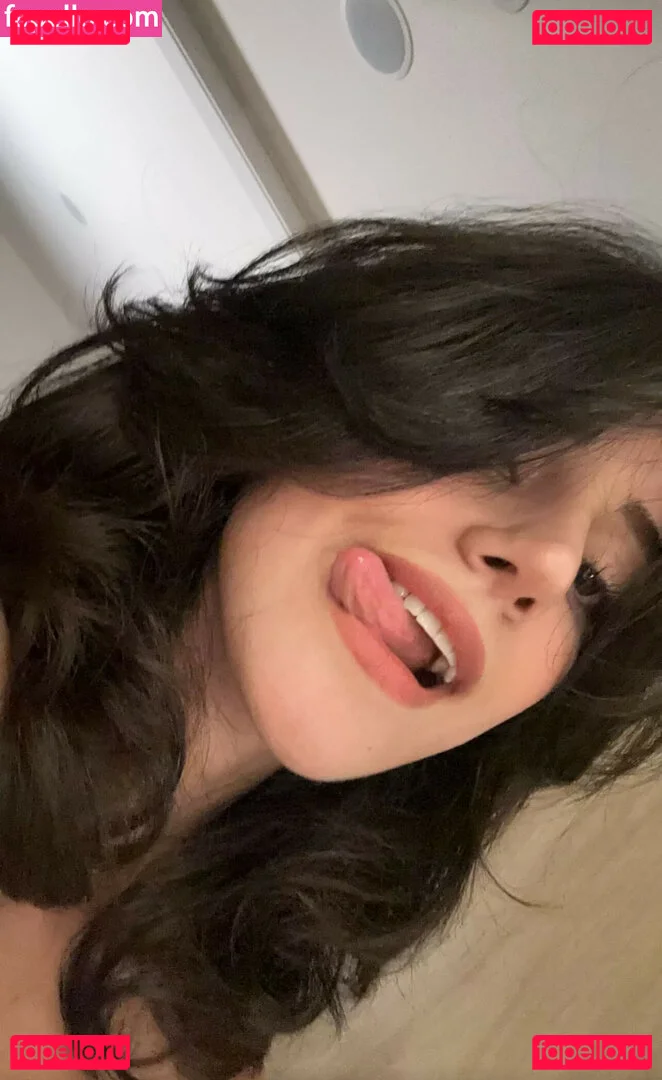 Melody Oz Onlyfans Photo Gallery 