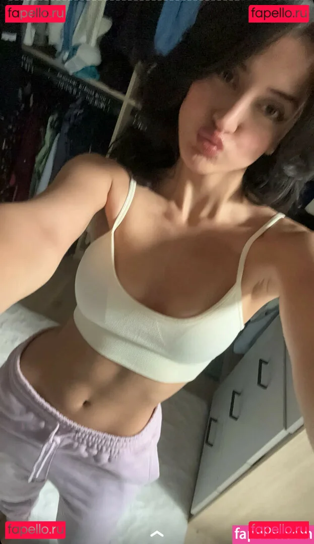 Melody Oz Onlyfans Photo Gallery 