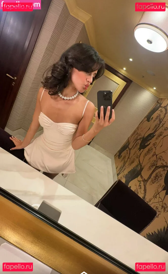 Melody Oz Onlyfans Photo Gallery 