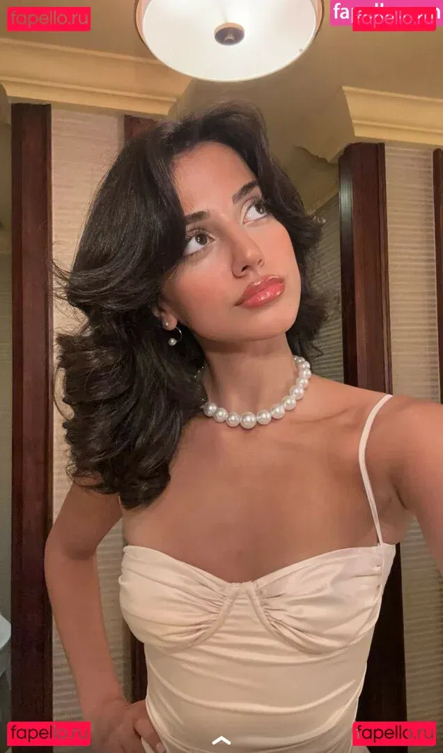 Melody Oz Onlyfans Photo Gallery 