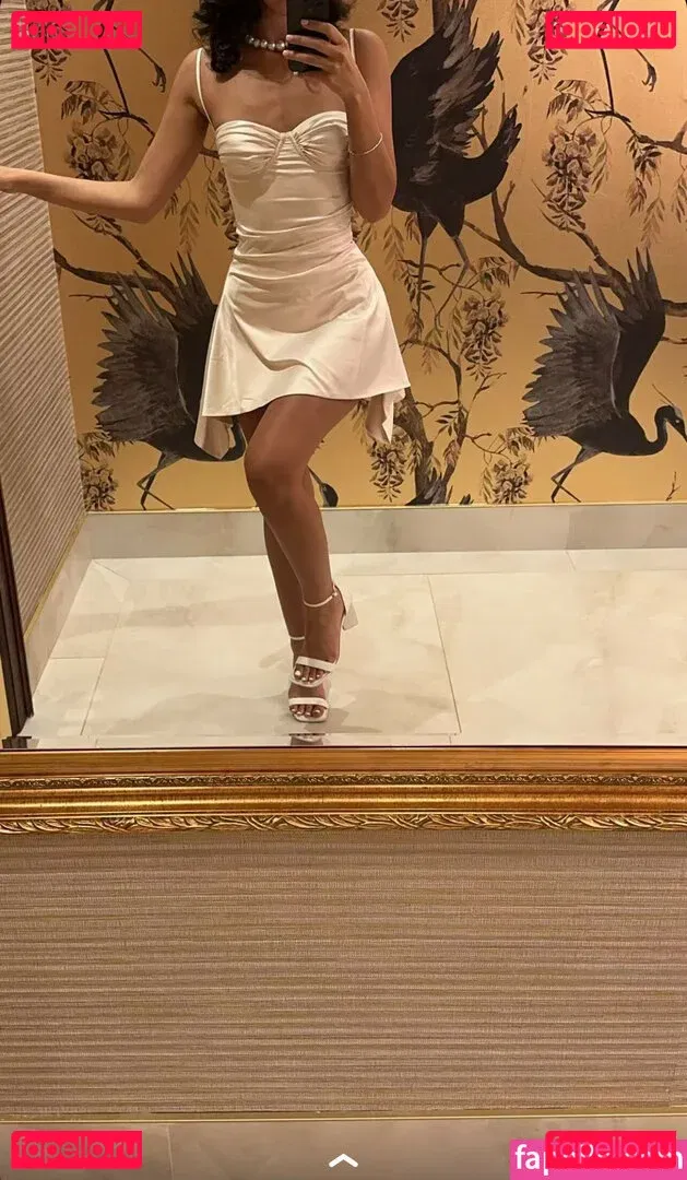 Melody Oz Onlyfans Photo Gallery 