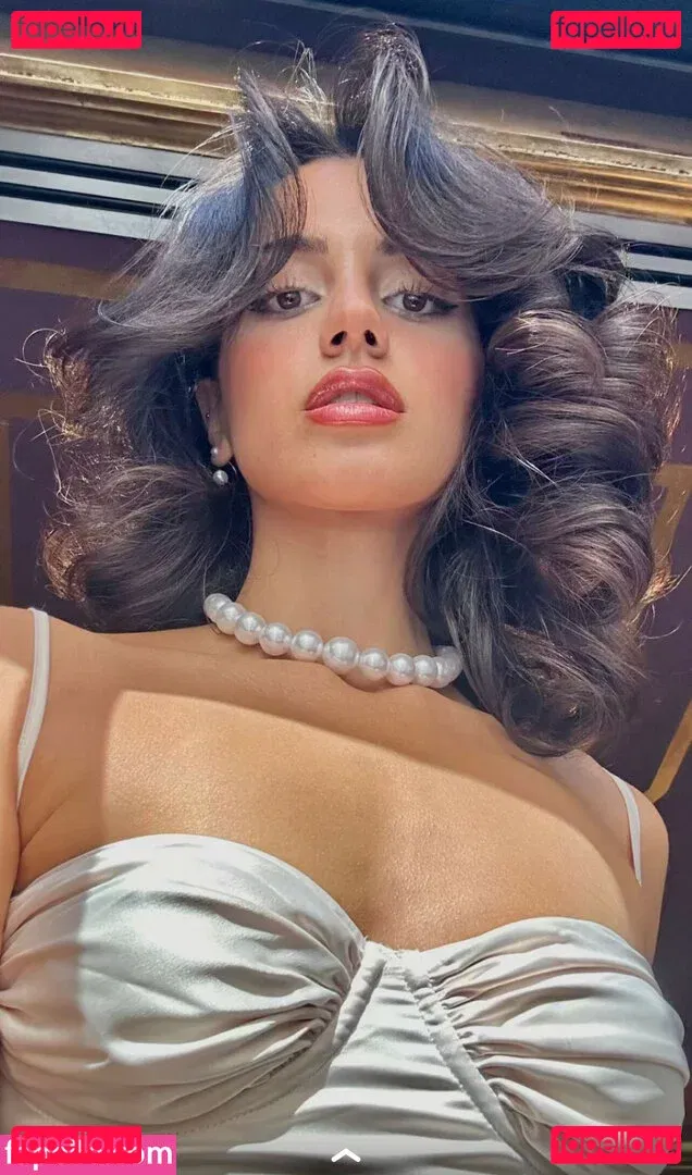 Melody Oz Onlyfans Photo Gallery 