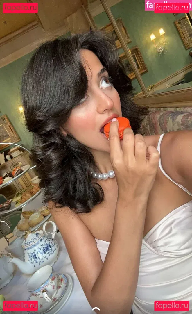 Melody Oz Onlyfans Photo Gallery 