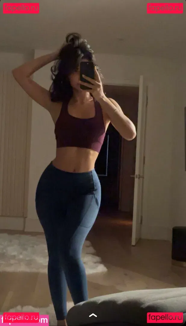 Melody Oz Onlyfans Photo Gallery 