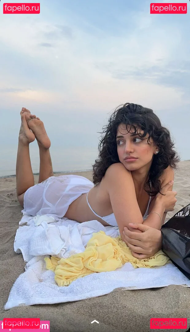 Melody Oz Onlyfans Photo Gallery 