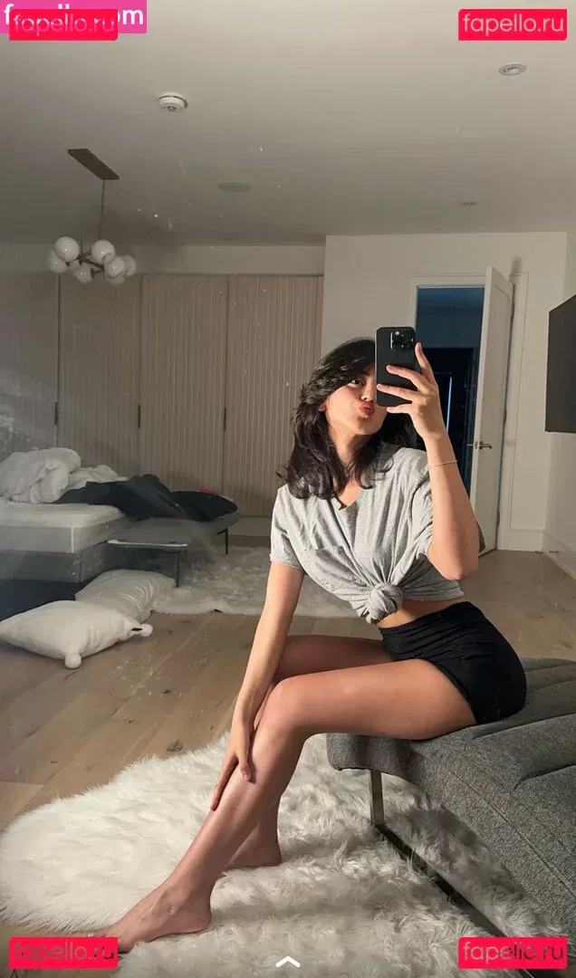 Melody Oz Onlyfans Photo Gallery 