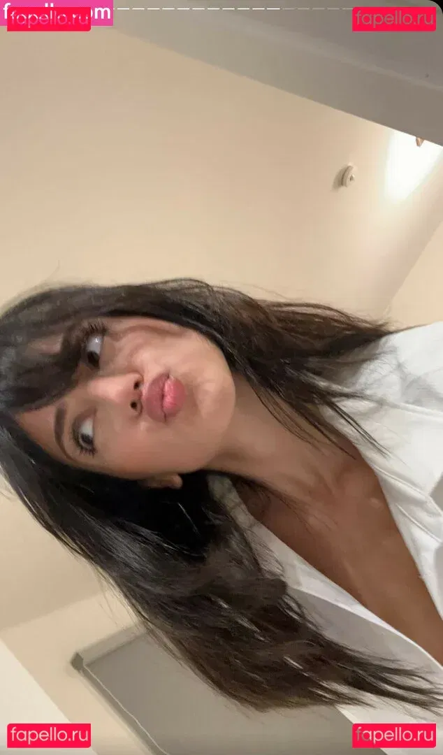 Melody Oz Onlyfans Photo Gallery 