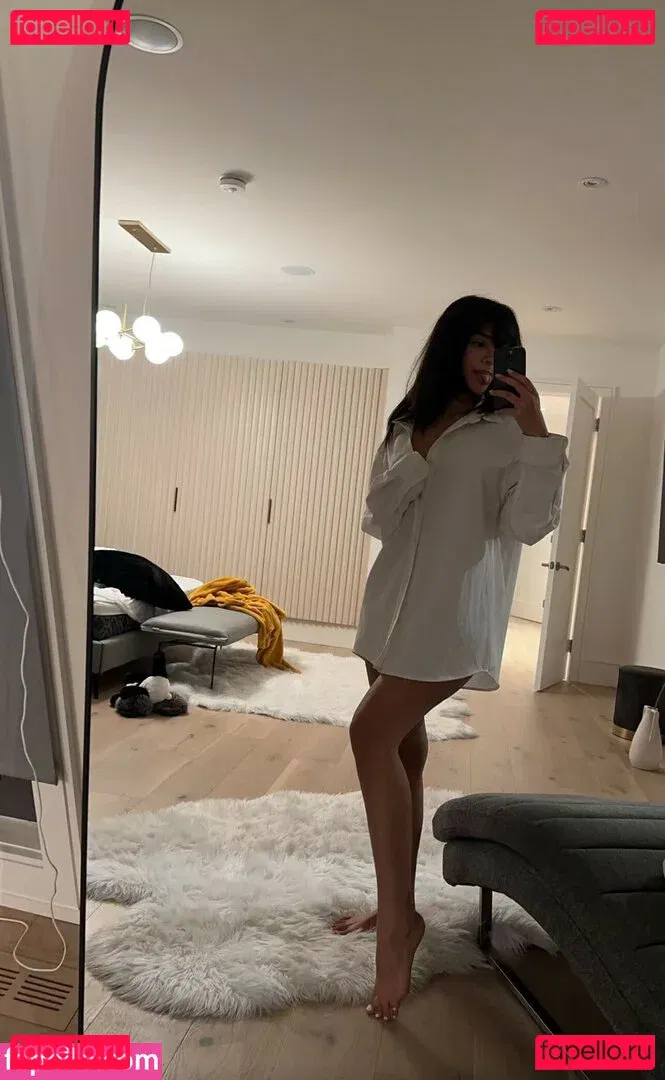 Melody Oz Onlyfans Photo Gallery 