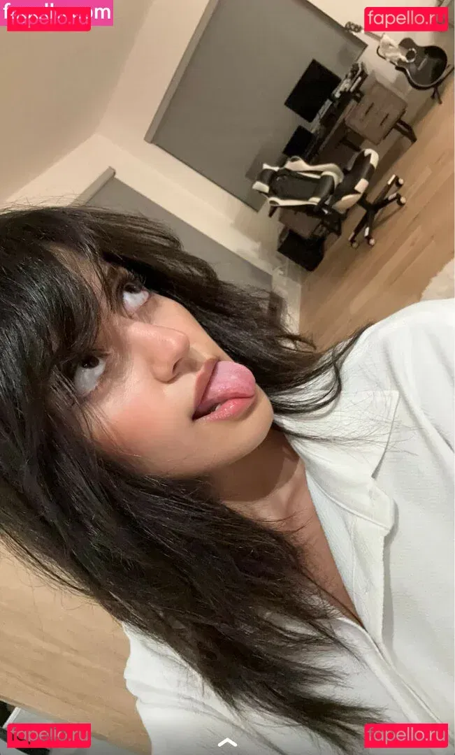 Melody Oz Onlyfans Photo Gallery 