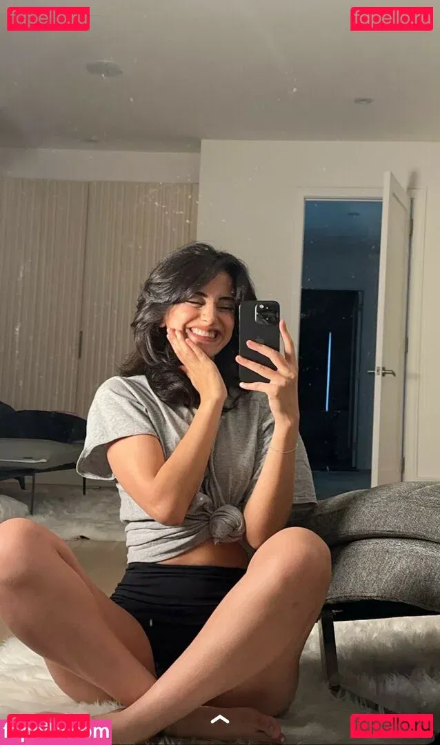 Melody Oz Onlyfans Photo Gallery 