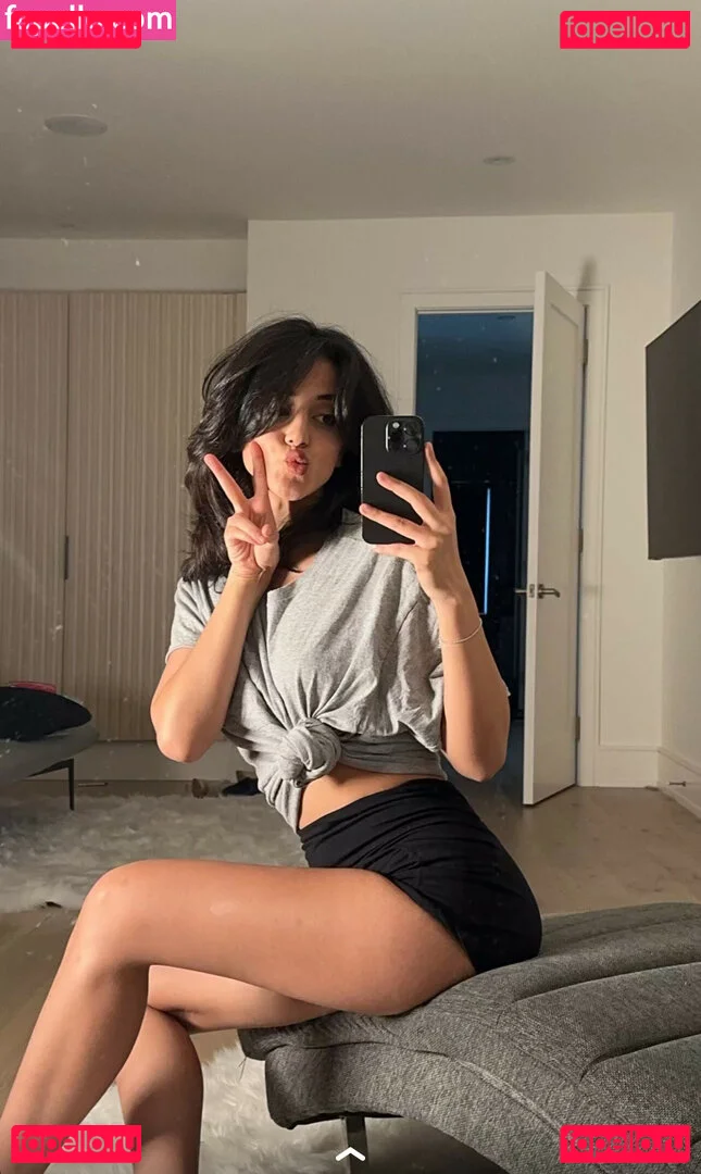 Melody Oz Onlyfans Photo Gallery 