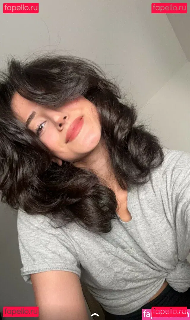 Melody Oz Onlyfans Photo Gallery 