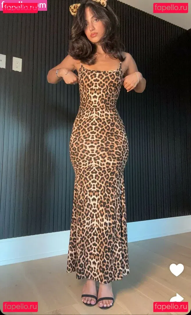 Melody Oz Onlyfans Photo Gallery 