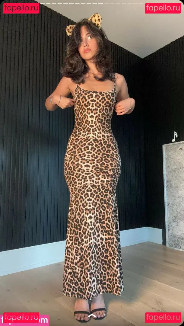 Melody Oz Onlyfans Photo Gallery 