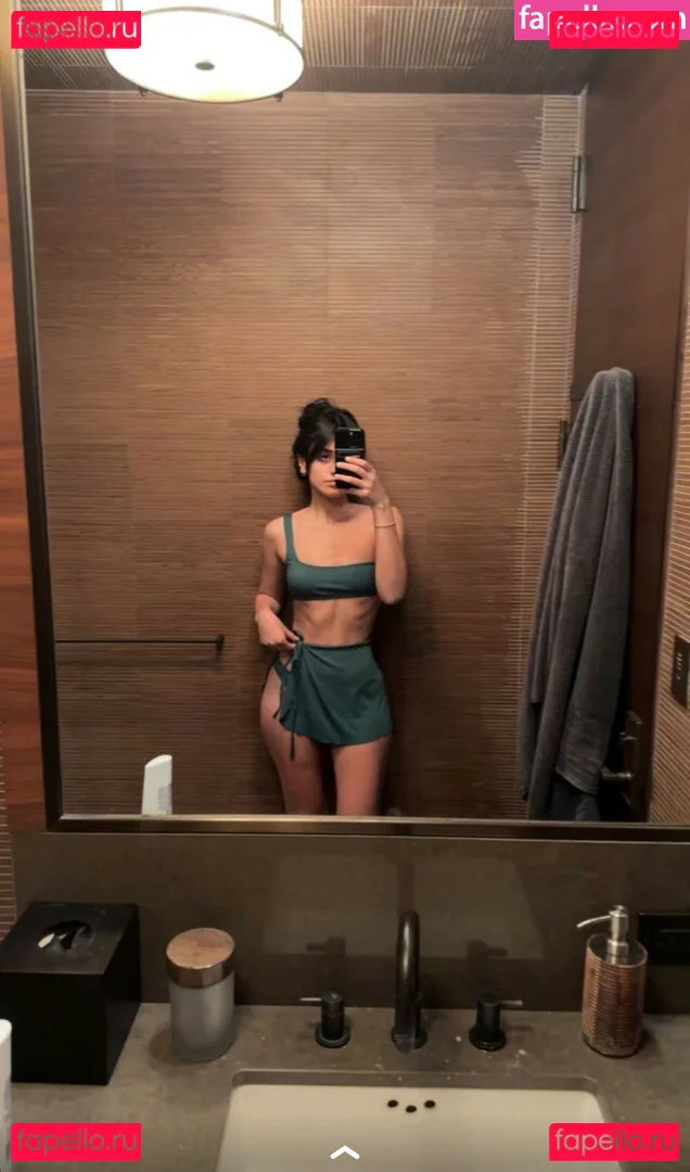 Melody Oz Onlyfans Photo Gallery 