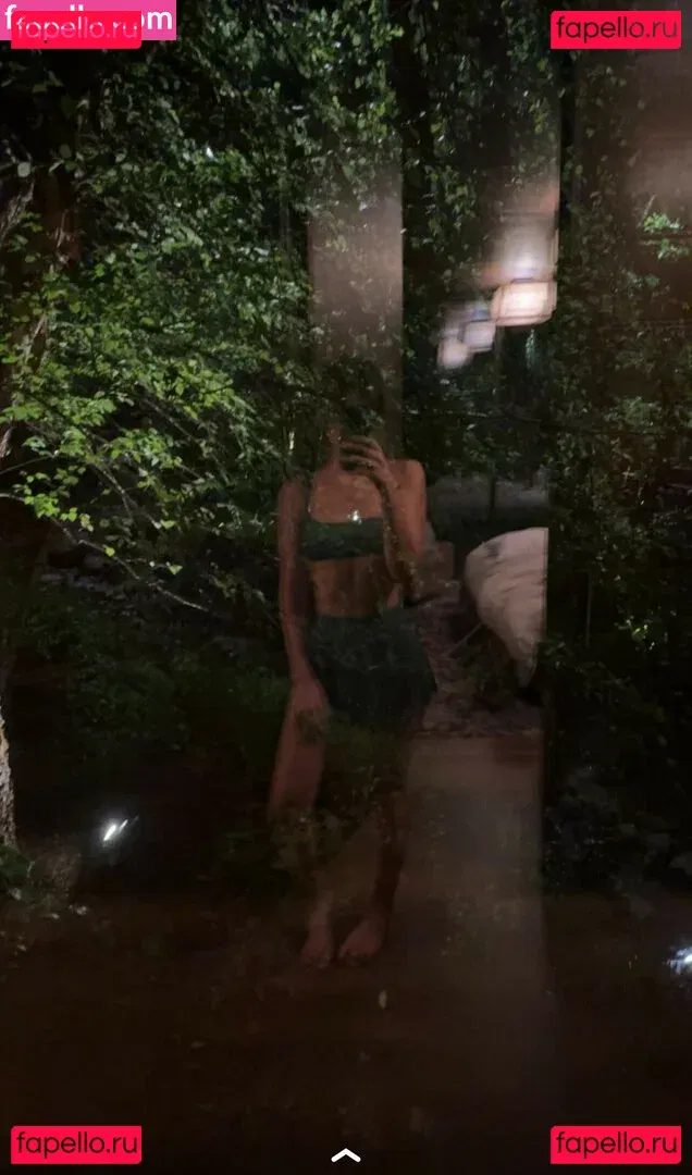 Melody Oz Onlyfans Photo Gallery 