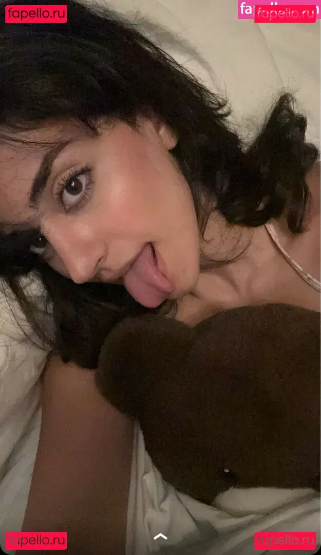 Melody Oz Onlyfans Photo Gallery 