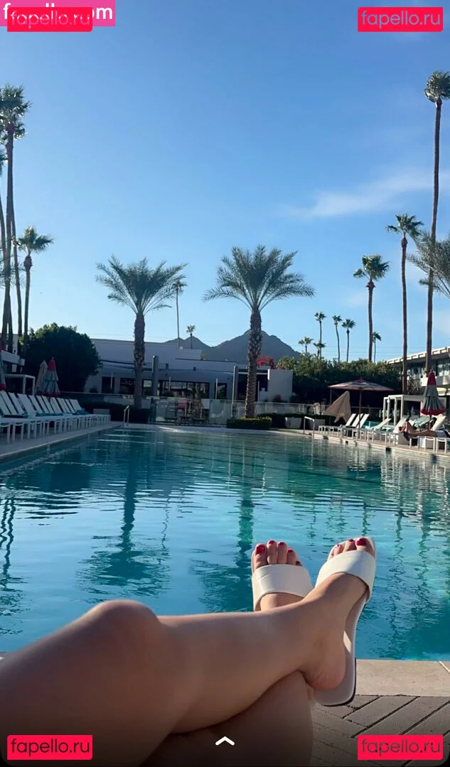 Melody Oz Onlyfans Photo Gallery 