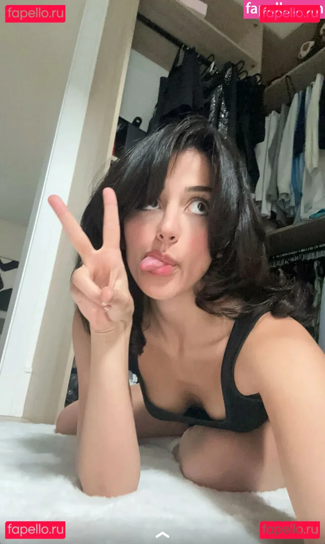 Melody Oz Onlyfans Photo Gallery 