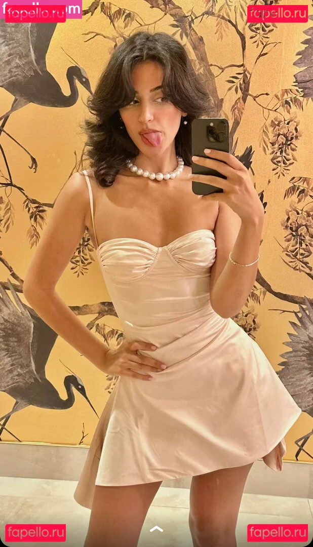 Melody Oz Onlyfans Photo Gallery 