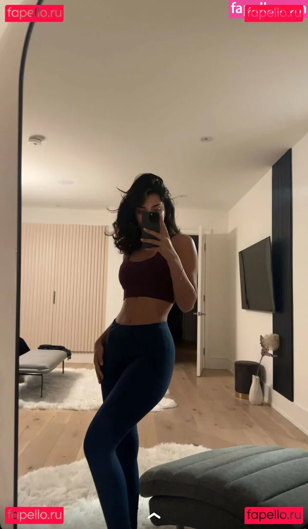 Melody Oz Onlyfans Photo Gallery 