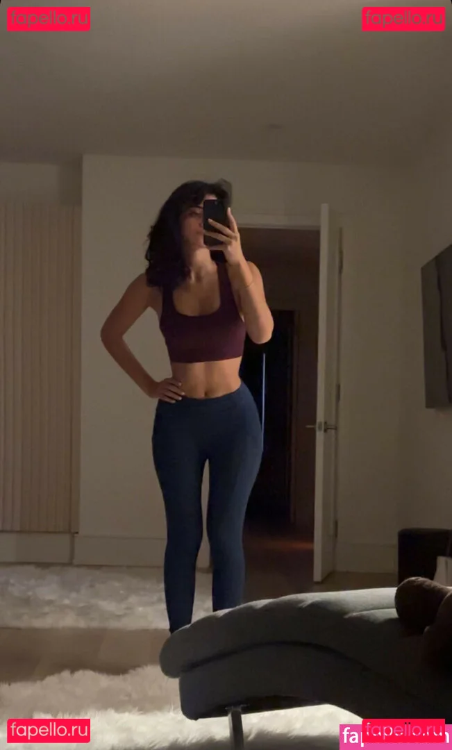 Melody Oz Onlyfans Photo Gallery 