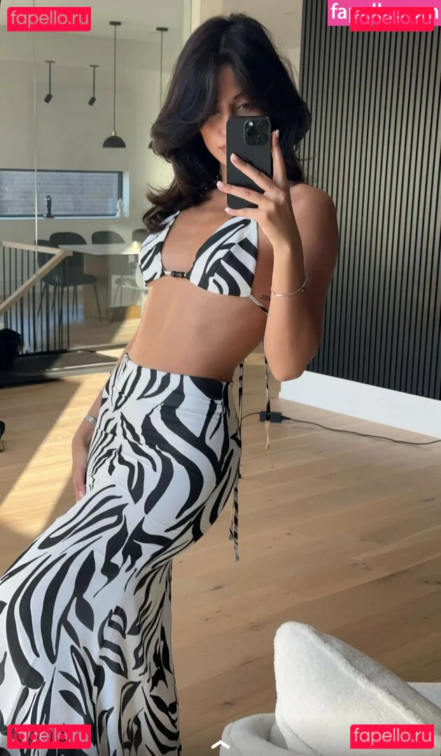 Melody Oz Onlyfans Photo Gallery 