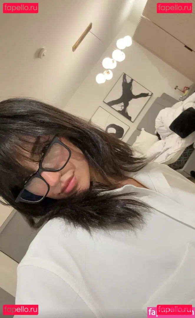 Melody Oz Onlyfans Photo Gallery 