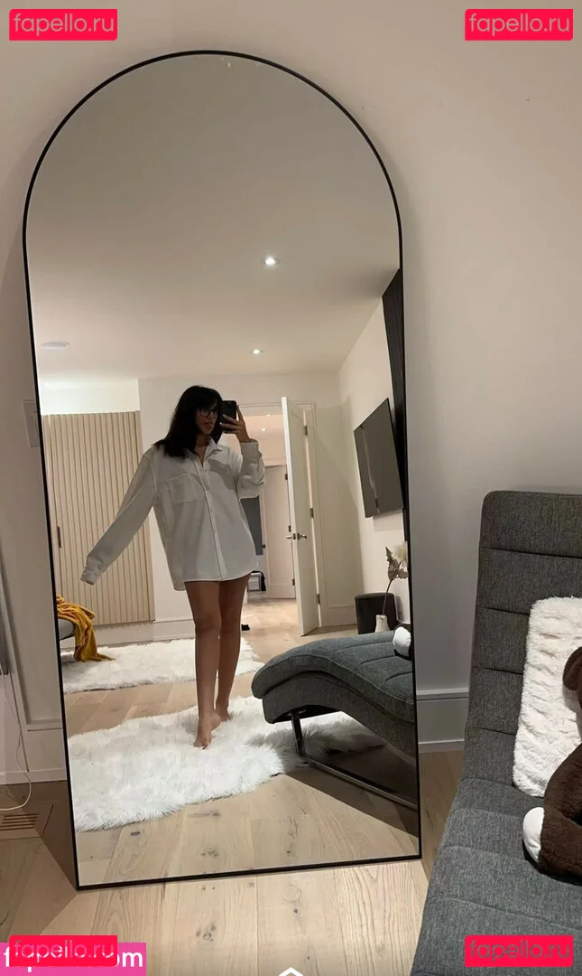 Melody Oz Onlyfans Photo Gallery 