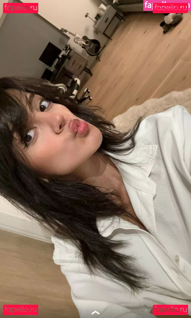 Melody Oz Onlyfans Photo Gallery 