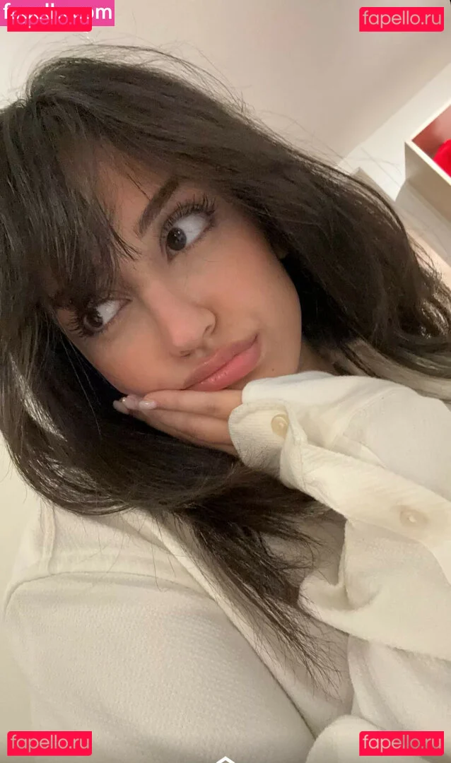 Melody Oz Onlyfans Photo Gallery 