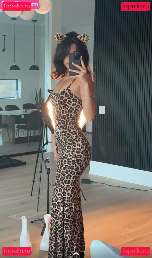 Melody Oz Onlyfans Photo Gallery 