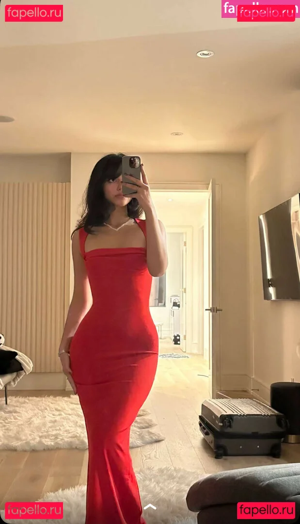 Melody Oz Onlyfans Photo Gallery 